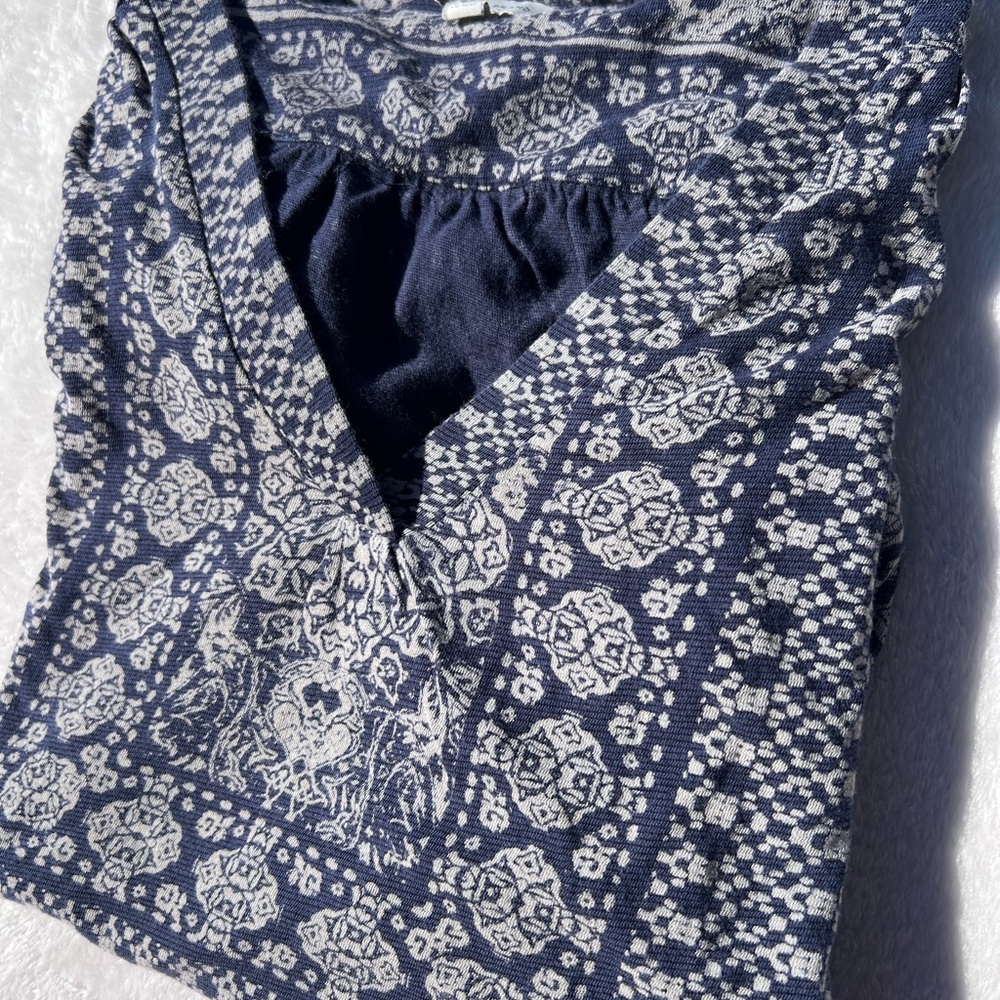 Lucky Brand women’s XL Blue and white boho top